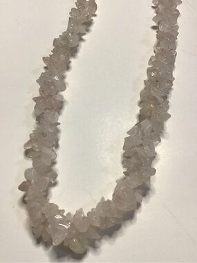 Rose Quartz chunky crystal Chip Necklace - Women Jewelry